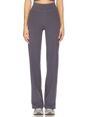 437 The Essentials Pants Galaxy Blue Grey